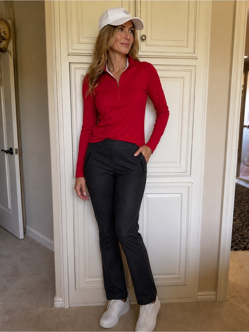 Black  faux snake Golf Pants — Women’s Ankle-Length size 8